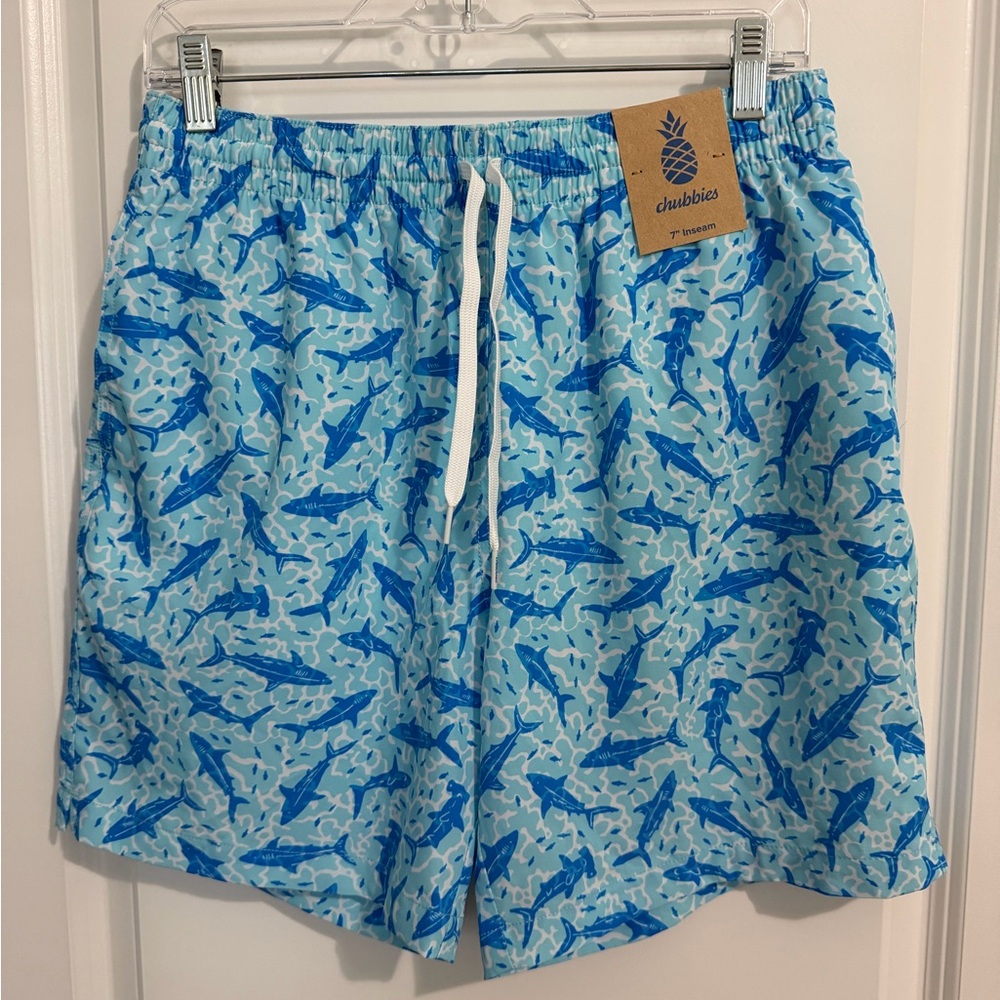 Chubbies Men’s The Shark Sides 7” Classic Swim Trunk Size Medium NWT